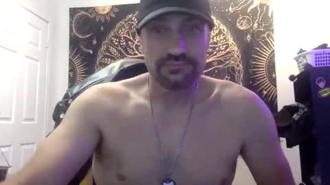 Snapshot of clintwood12 chatting on October 4, 7:28 am chad online show from October 4, 7:28 am