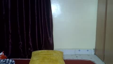 clive_damian online show from June 3, 2:33 pm