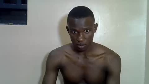 clive_damian online show from June 9, 9:37 pm