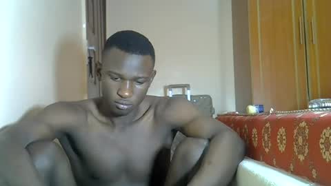 clive_damian online show from July 17, 8:43 am