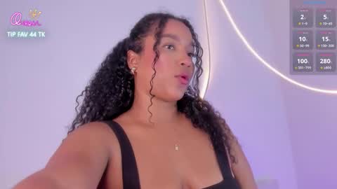 cloe_25 online show from March 1, 1:07 am