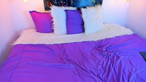 Snapshot of cloe_bridge chatting on December 15, 3:34 am Cloe Bridgee online show from December 15, 3:34 am