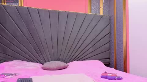 Cloe online show from March 9, 2:32 pm