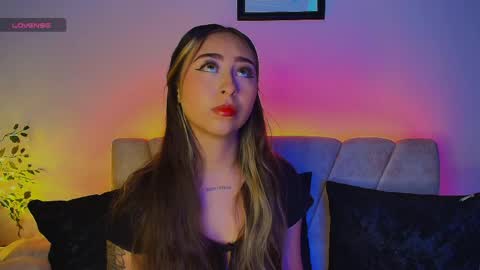 Snapshot of cloe_martinezz_ chatting on May 13, 9:55 pm cloe_martinezz_ online show from May 13, 9:55 pm