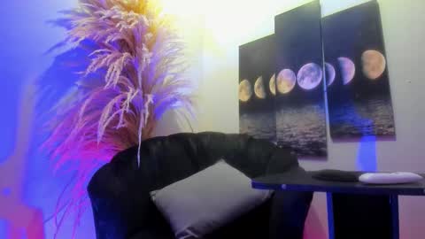 Snapshot of cloe_morningstarr chatting on November 9, 3:10 pm Cloe online show from November 9, 3:10 pm