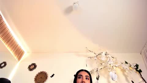 Snapshot of cloe_taylor__ chatting on October 18, 3:53 am CLOE online show from October 18, 3:53 am