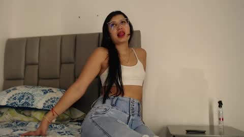 cloe online show from May 7, 1:27 pm