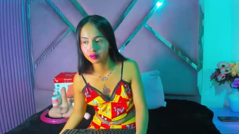 CloeMorenti  online show from November 14, 1:10 pm