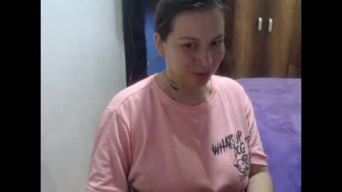 Snapshot of cloepussy chatting on April 11, 10:36 pm cloepussy online show from April 11, 10:36 pm