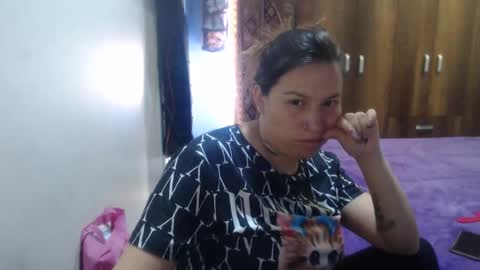 Snapshot of cloepussy chatting on April 14, 3:29 pm cloepussy online show from April 14, 3:29 pm