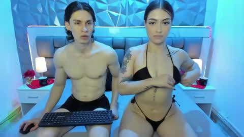 Cloe y Miller online show from May 12, 2:36 pm
