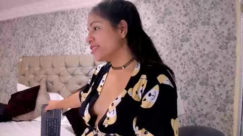 Clohe the wonder online show from January 9, 1:41 am