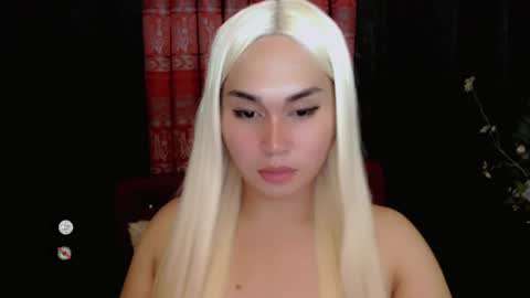 Snapshot of cloudia_babe chatting on January 14, 8:37 pm Cloudia babe69 online show from January 14, 8:37 pm