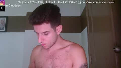 Snapshot of cloudsent chatting on December 25, 2:46 am 35 videos 50 pictures ---- IGTwitter ImCloudsent online show from December 25, 2:46 am