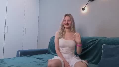 Angel online show from July 13, 8:11 pm