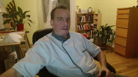 clouplefun online show from December 9, 4:23 am