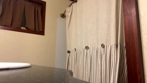 Snapshot of cloverboy1988 chatting on September 19, 10:49 am cloverboy1988 online show from September 19, 10:49 am