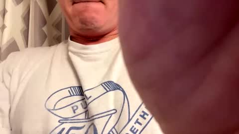 Snapshot of clovershit1 chatting on October 20, 2:39 pm clovershit1 online show from October 20, 2:39 pm