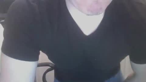 Snapshot of clovershit1 chatting on April 5, 2:03 pm clovershit1 online show from April 5, 2:03 pm