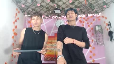 Snapshot of club_latinboys chatting on September 28, 2:22 pm club_latinboys online show from September 28, 2:22 pm