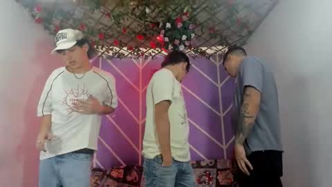 Snapshot of club_latinboys chatting on October 5, 7:23 pm club_latinboys online show from October 5, 7:23 pm