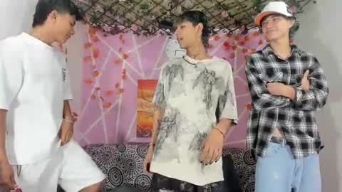 Snapshot of club_latinboys chatting on November 27, 2:30 pm club_latinboys online show from November 27, 2:30 pm