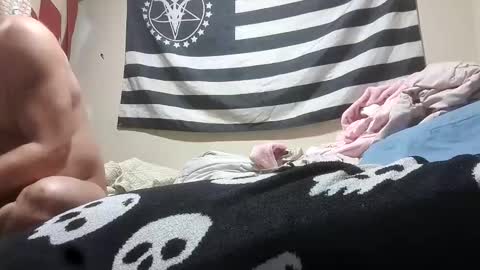 clutch_bigxby online show from April 23, 5:41 am