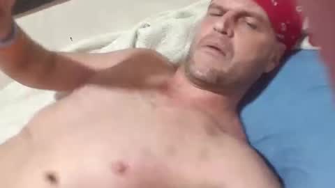 clutch_bigxby online show from April 25, 11:24 am