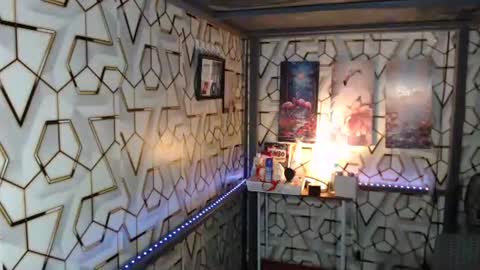 Snapshot of clyde_twinkx chatting on October 6, 6:38 pm clyde_twinkx online show from October 6, 6:38 pm