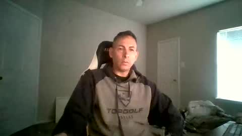 Snapshot of cmypenis chatting on December 9, 2:49 pm Master Bates online show from December 9, 2:49 pm