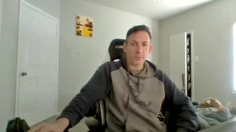 Snapshot of cmypenis chatting on January 25, 5:08 pm Master Bates online show from January 25, 5:08 pm