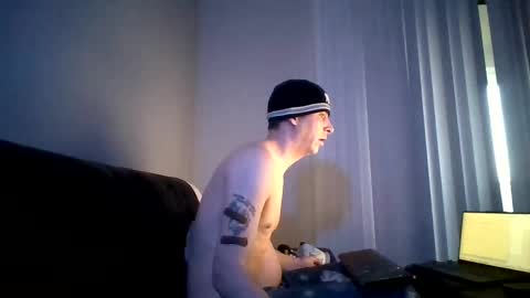 Snapshot of cmypenis chatting on February 2, 1:19 pm Master Bates online show from February 2, 1:19 pm