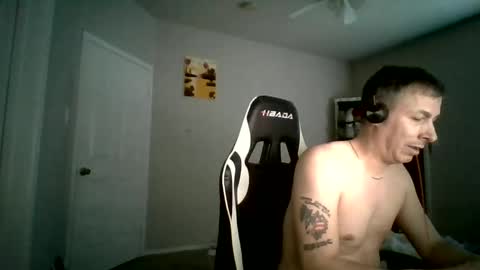 Snapshot of cmypenis chatting on March 3, 3:42 pm Master Bates online show from March 3, 3:42 pm