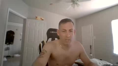 Snapshot of cmypenis chatting on March 12, 4:24 pm Master Bates online show from March 12, 4:24 pm