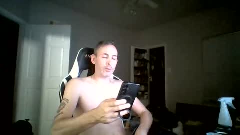 Snapshot of cmypenis chatting on October 7, 12:41 am Master Bates online show from October 7, 12:41 am