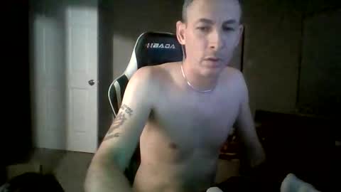 Snapshot of cmypenis chatting on October 28, 12:14 am Master Bates online show from October 28, 12:14 am