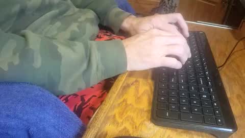 Snapshot of coach_d chatting on October 20, 11:43 am coach_d online show from October 20, 11:43 am