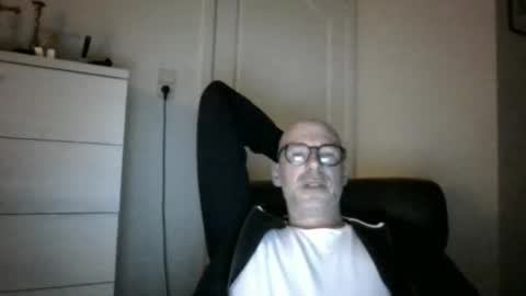 Snapshot of cobra009 chatting on November 3, 8:43 pm cobra online show from November 3, 8:43 pm