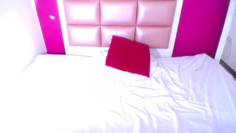 cock_whisperer69 online show from March 1, 12:17 am