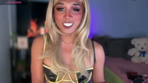 Snapshot of cockprincess_dianna chatting on July 20, 12:51 pm PrincessDianna IslandGirl CUMSHOW in PVT and PASSWORDSHOW online show from July 20, 12:51 pm
