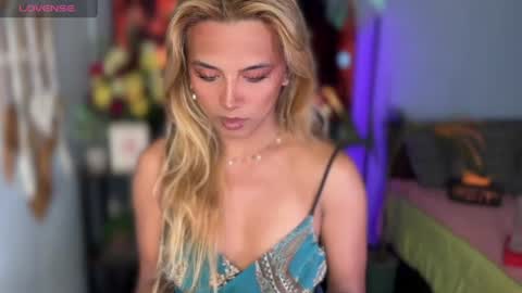 Snapshot of cockprincess_dianna chatting on July 24, 6:44 am PrincessDianna IslandGirl CUMSHOW in PVT and PASSWORDSHOW online show from July 24, 6:44 am