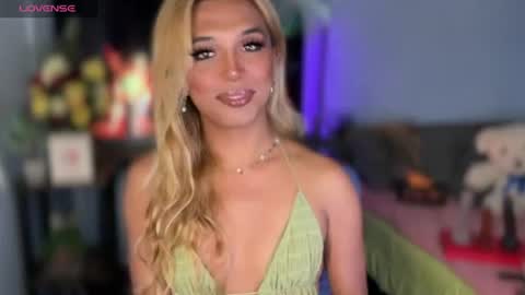 Snapshot of cockprincess_dianna chatting on July 25, 8:50 pm PrincessDianna IslandGirl CUMSHOW in PVT and PASSWORDSHOW online show from July 25, 8:50 pm