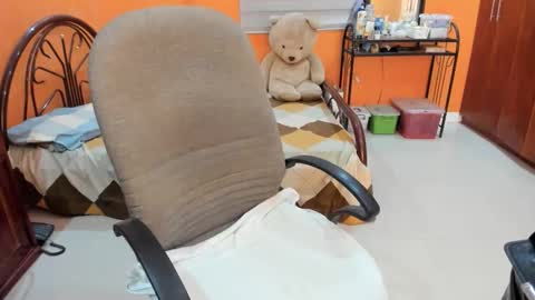 titanis online show from February 9, 9:41 pm