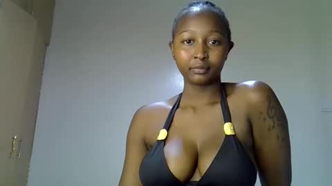 bella online show from November 22, 1:43 pm