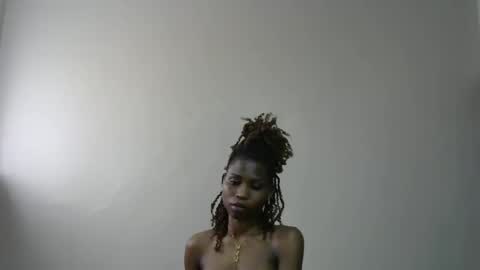 Snapshot of coco_luna chatting on February 10, 12:42 pm Luna online show from February 10, 12:42 pm