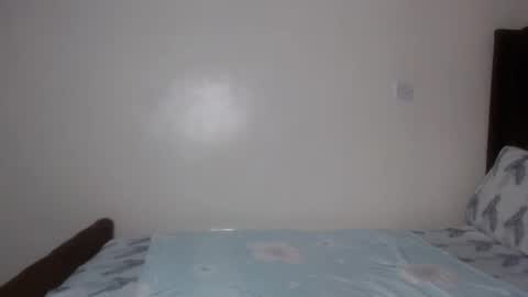 Snapshot of cocoa_devine chatting on October 5, 12:03 pm cocoa_devine online show from October 5, 12:03 pm