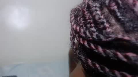 Snapshot of cocoa_devine chatting on June 23, 11:36 pm cocoa_devine online show from June 23, 11:36 pm