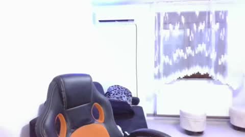 Snapshot of cocochanel293285 chatting on August 1, 7:35 pm COCO LALA online show from August 1, 7:35 pm