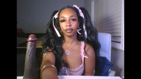 Snapshot of cocolefeme chatting on October 22, 1:17 am cocolefeme online show from October 22, 1:17 am