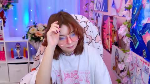 Mia online show from January 9, 3:15 pm